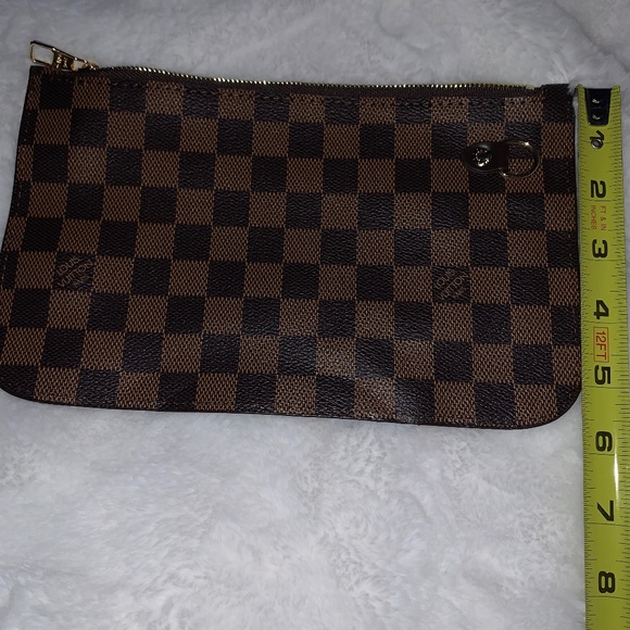Louis Vuitton pochette - Picture 1 of 8